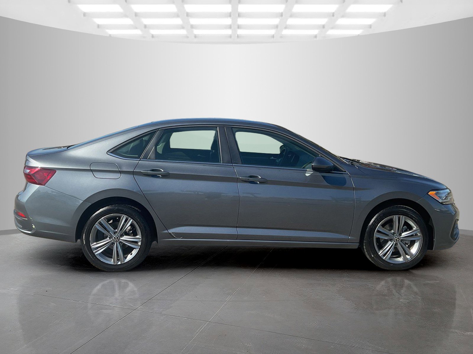 2024 Volkswagen Jetta SE photo 2