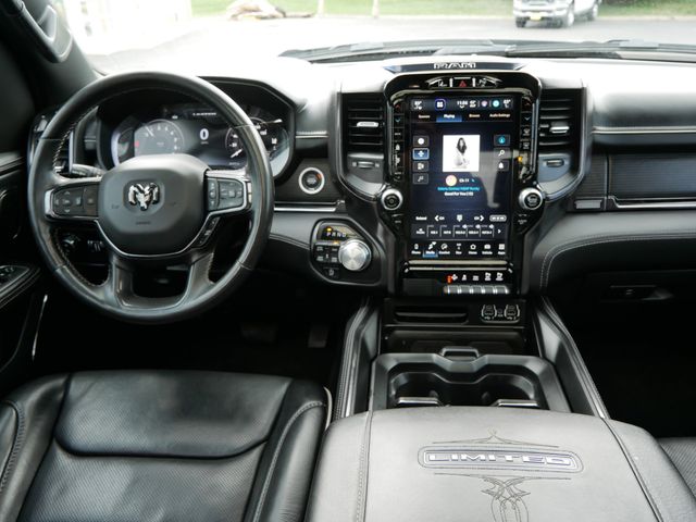 2023 Ram 1500 Limited photo 13