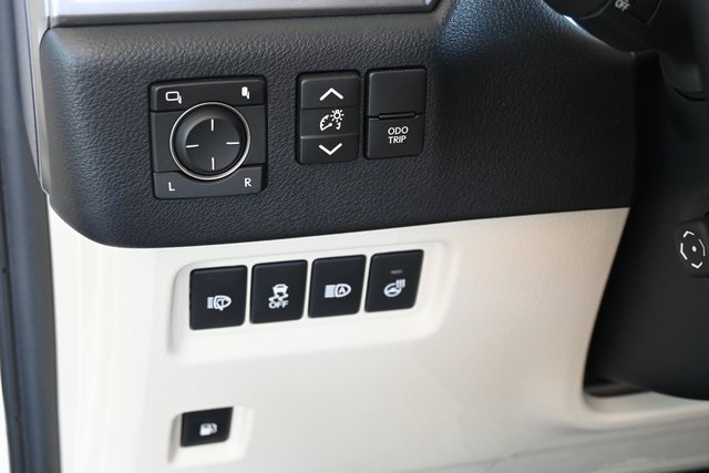 2023 Lexus GX 460 photo 22