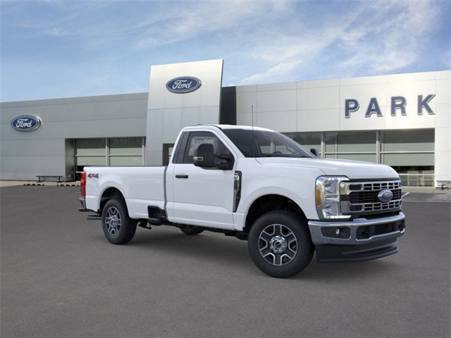 2025 Ford F-350 photo 7