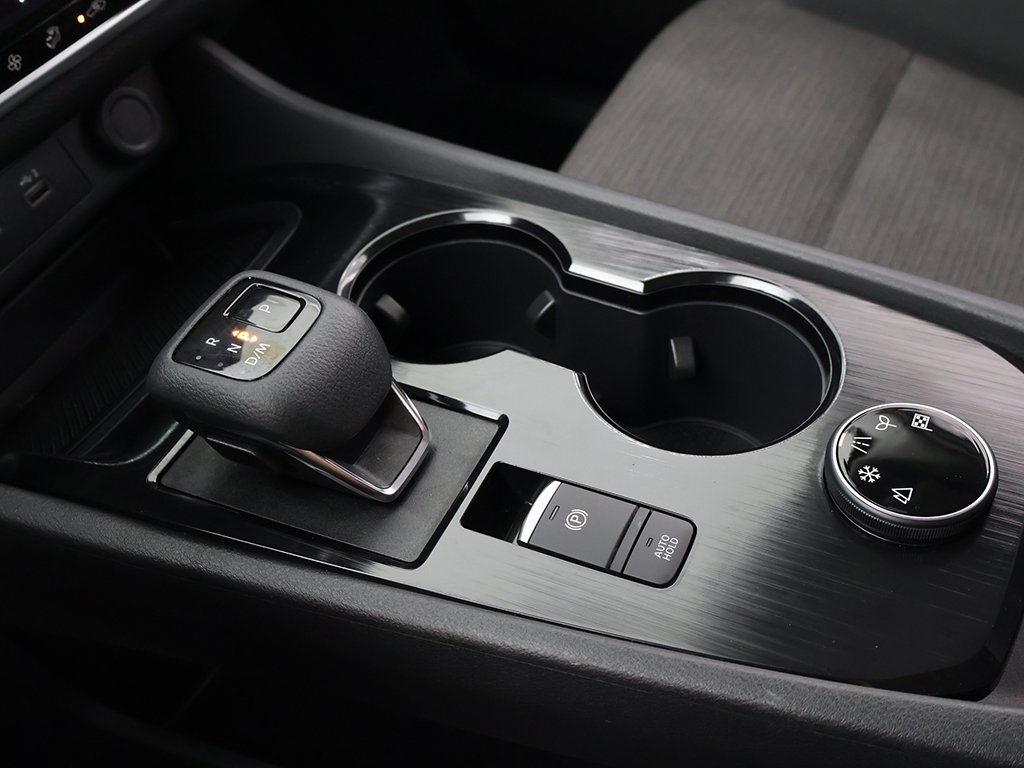 2022 Nissan Rogue SV photo 41