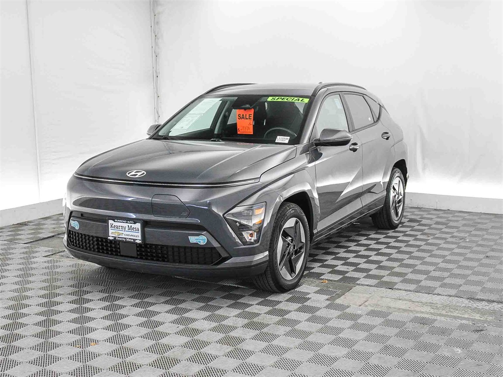 2025 Hyundai Kona Electric SEL photo 3