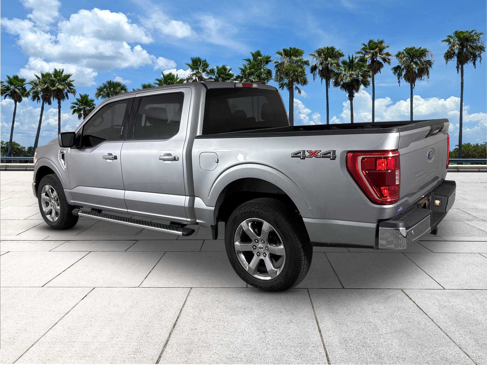 2023 Ford F-150 XLT photo 7