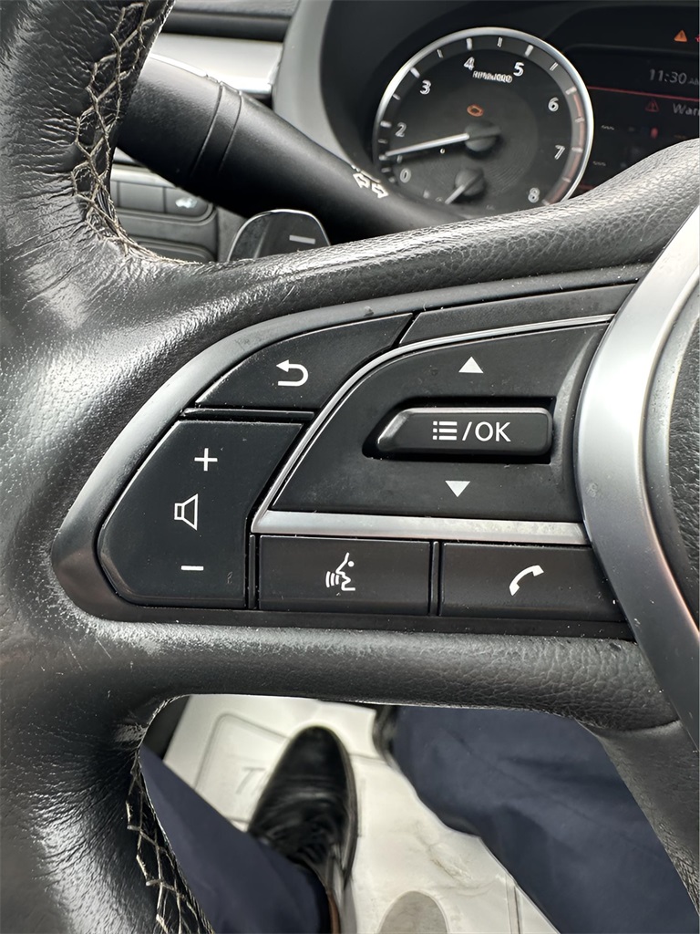 2019 Infiniti QX50 Essential photo 24