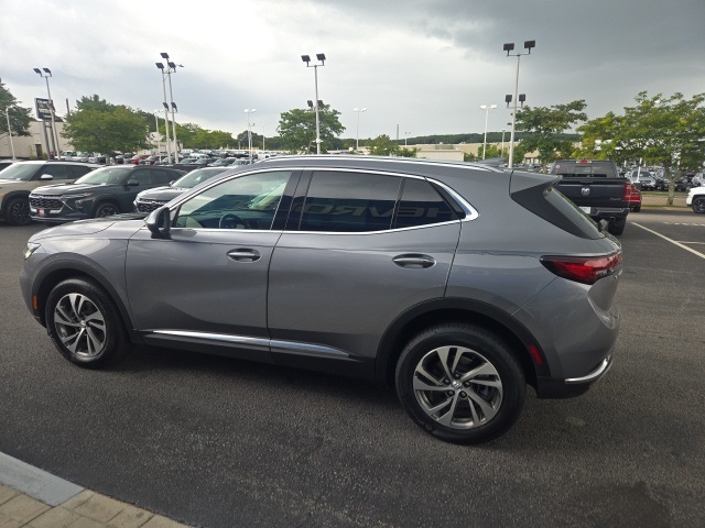 2022 Buick Envision Essence photo 4