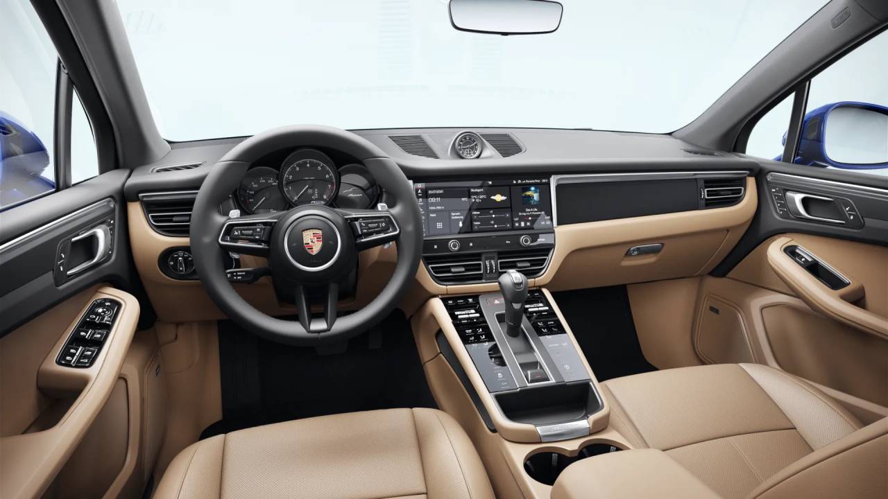 2026 Porsche Macan Base photo 10