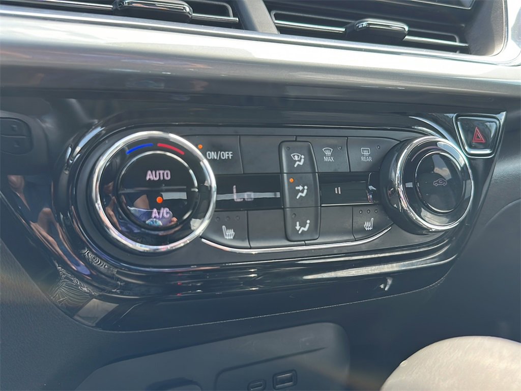 2024 Chevrolet Trax LT photo 11