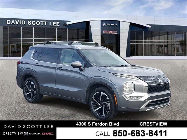 2022 Mitsubishi Outlander SEL Special Edition's photo