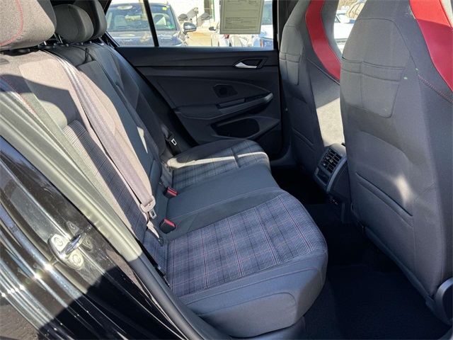2022 Volkswagen Golf GTI SE photo 17