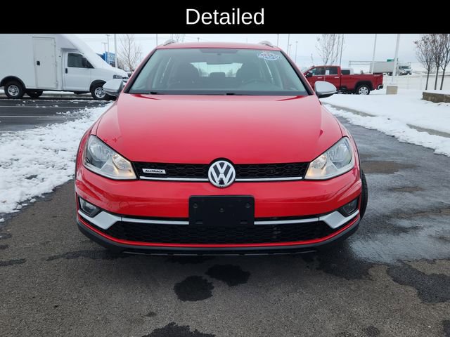 Used 2017 Volkswagen Golf Alltrack Alltrack S with VIN 3VWH17AUXHM519931 for sale in Grove City, OH