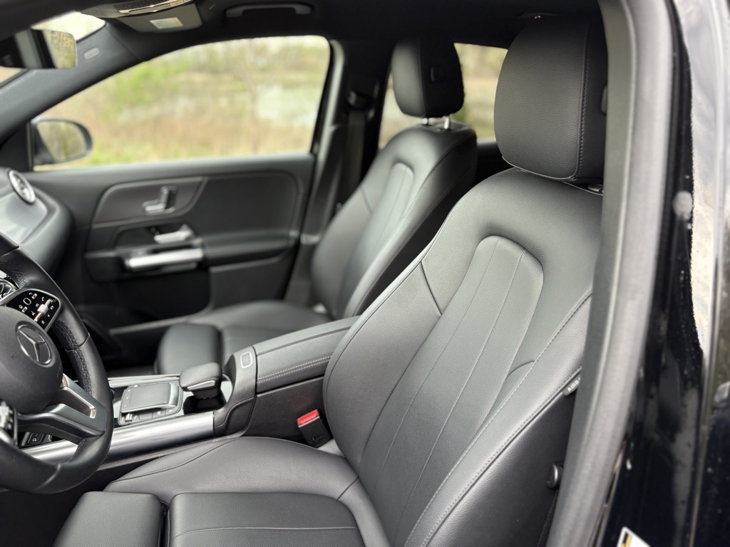 2022 Mercedes Benz GLA 250 photo 17