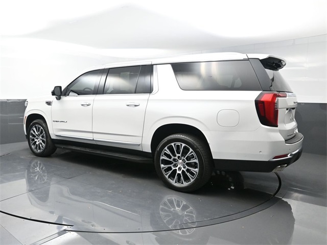 2025 Gmc Yukon XL Denali photo 4