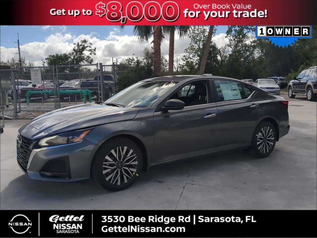 2025 Nissan Altima SV