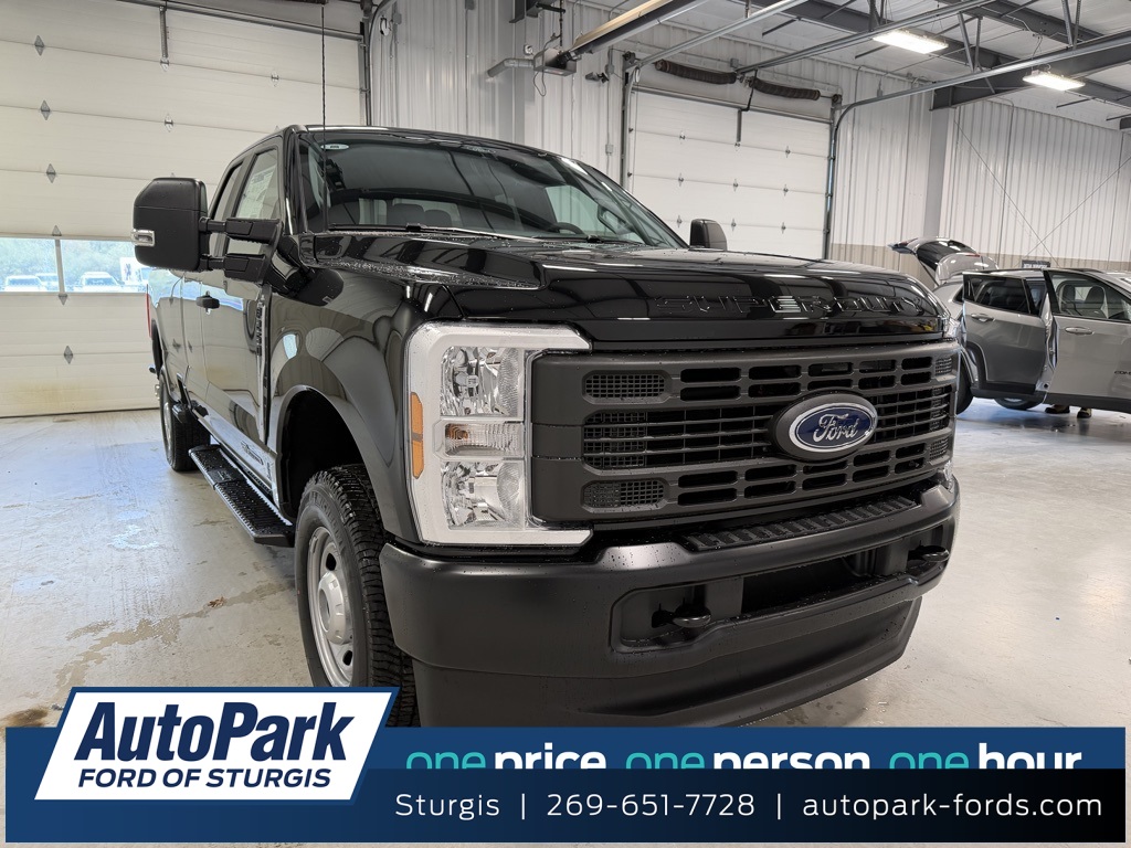 2026 Ford F-250 Super Duty XL's photo