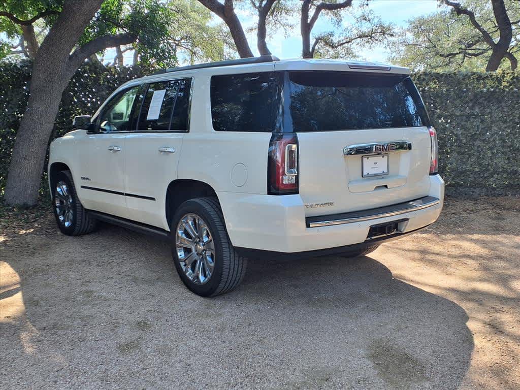 2015 Gmc Yukon Denali photo 2