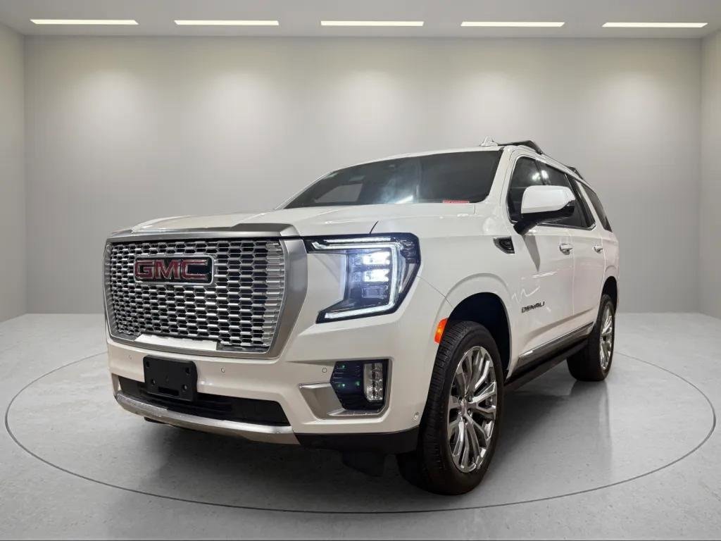 2024 Gmc Yukon Denali photo 2