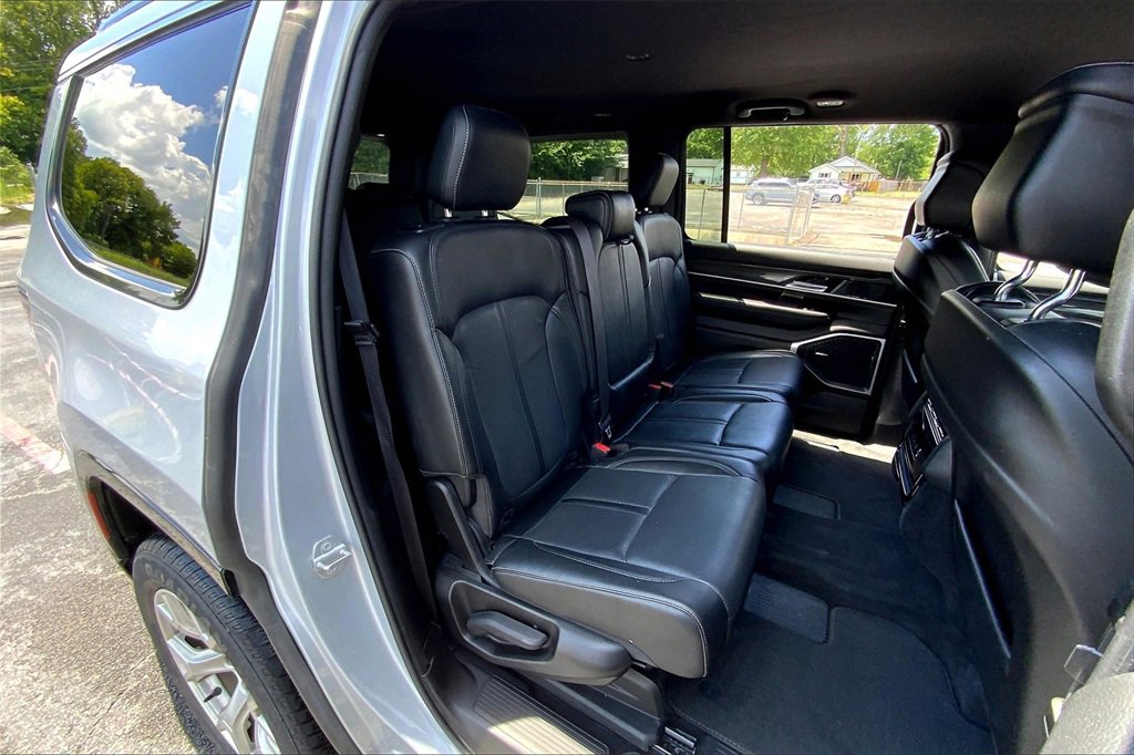 2022 Jeep Wagoneer Series II photo 26