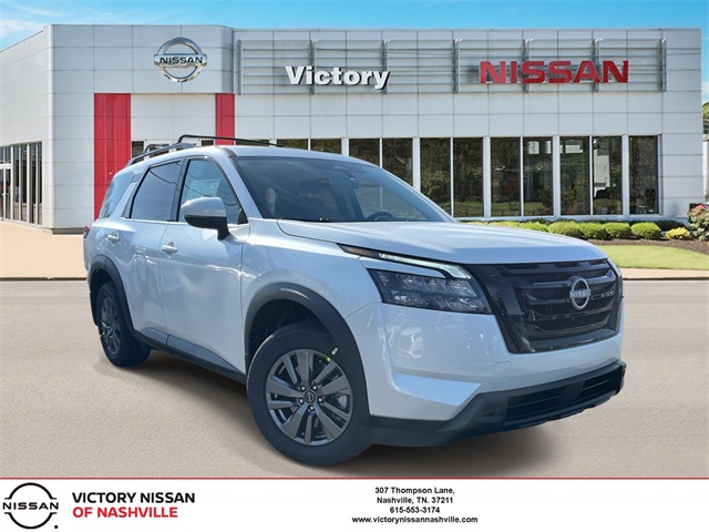 2025 Nissan Pathfinder SV's photo