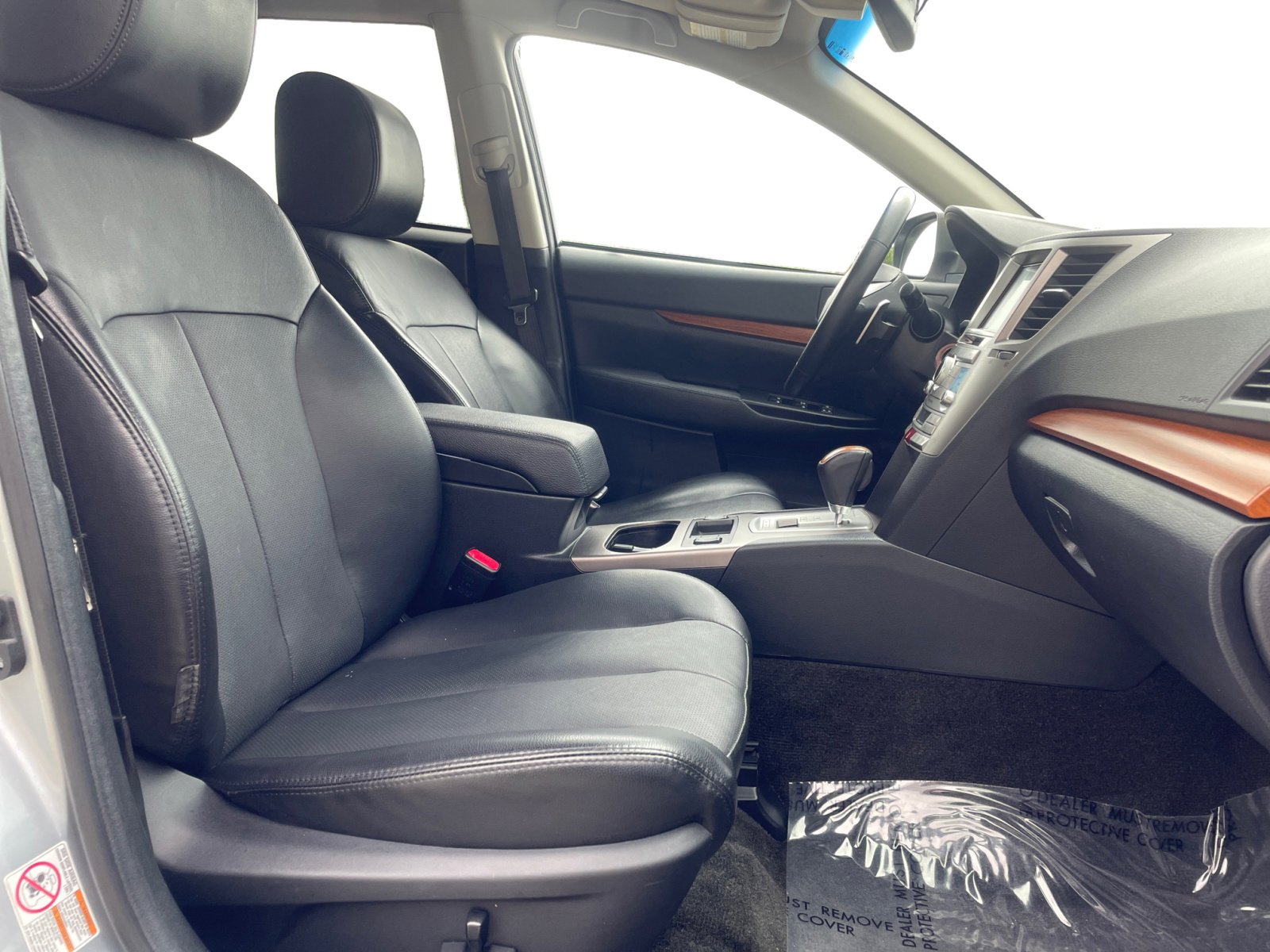 Used 2014 Subaru Outback 2.5i Limited with VIN 4S4BRCNC6E3274761 for sale in Kansas City