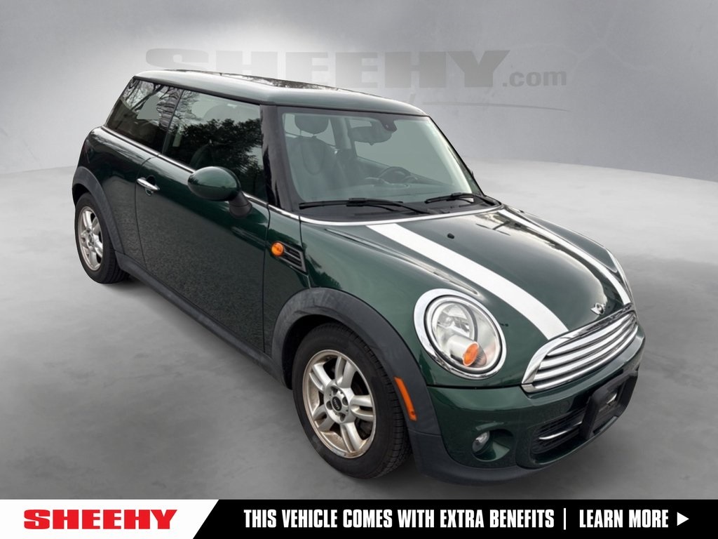 2013 MINI Cooper Base's photo