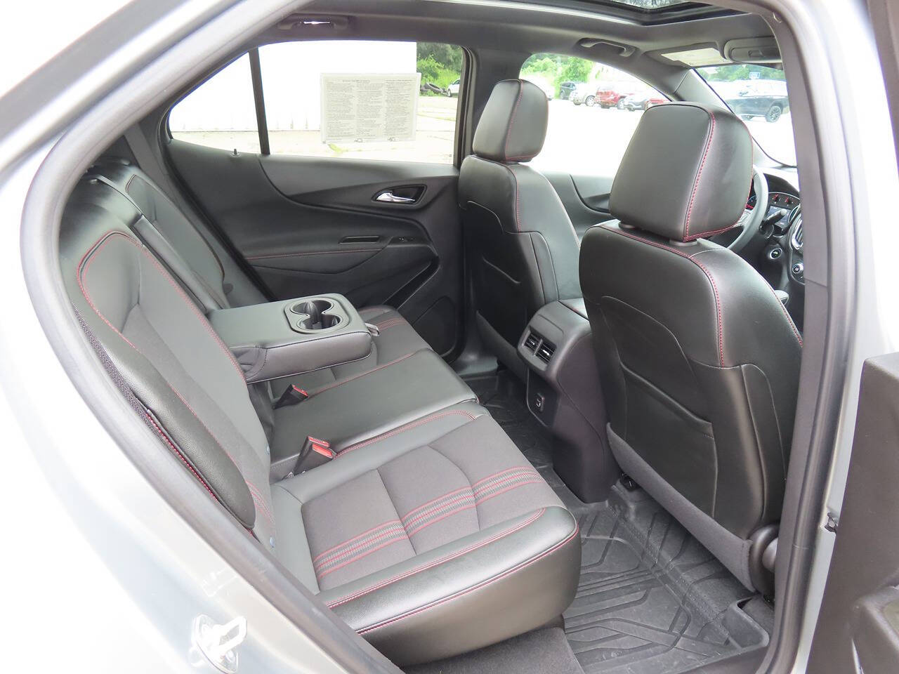 2024 Chevrolet Equinox RS photo 9