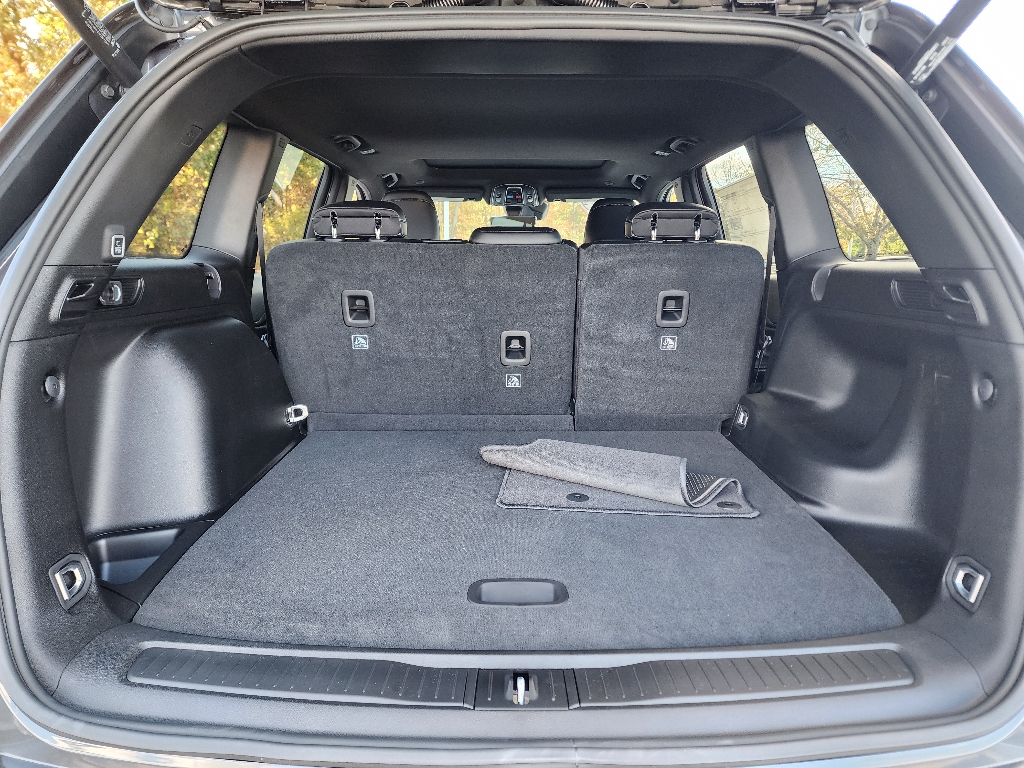 2025 Jeep Grand Cherokee Altitude X photo 2