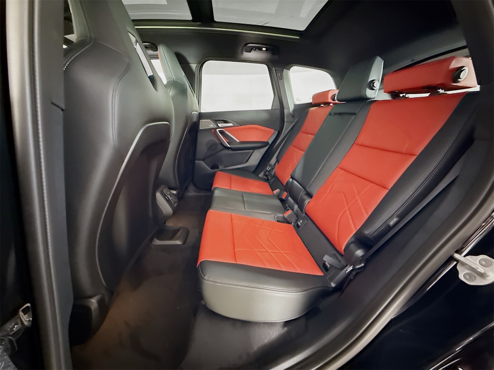 2026 Bmw X1 M35i photo 25