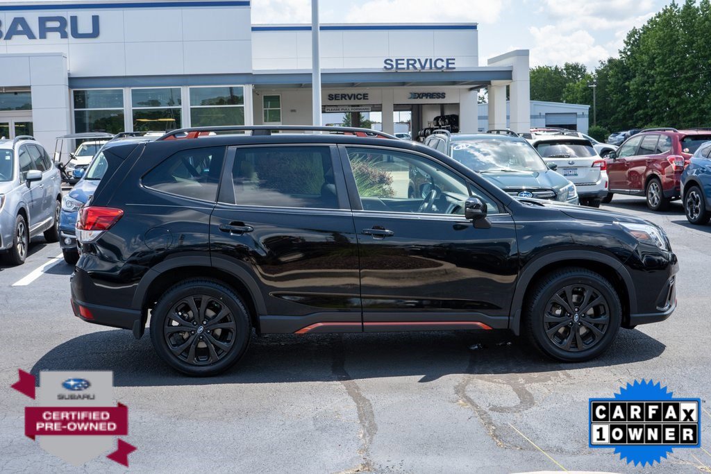 2022 Subaru Forester Sport photo 2