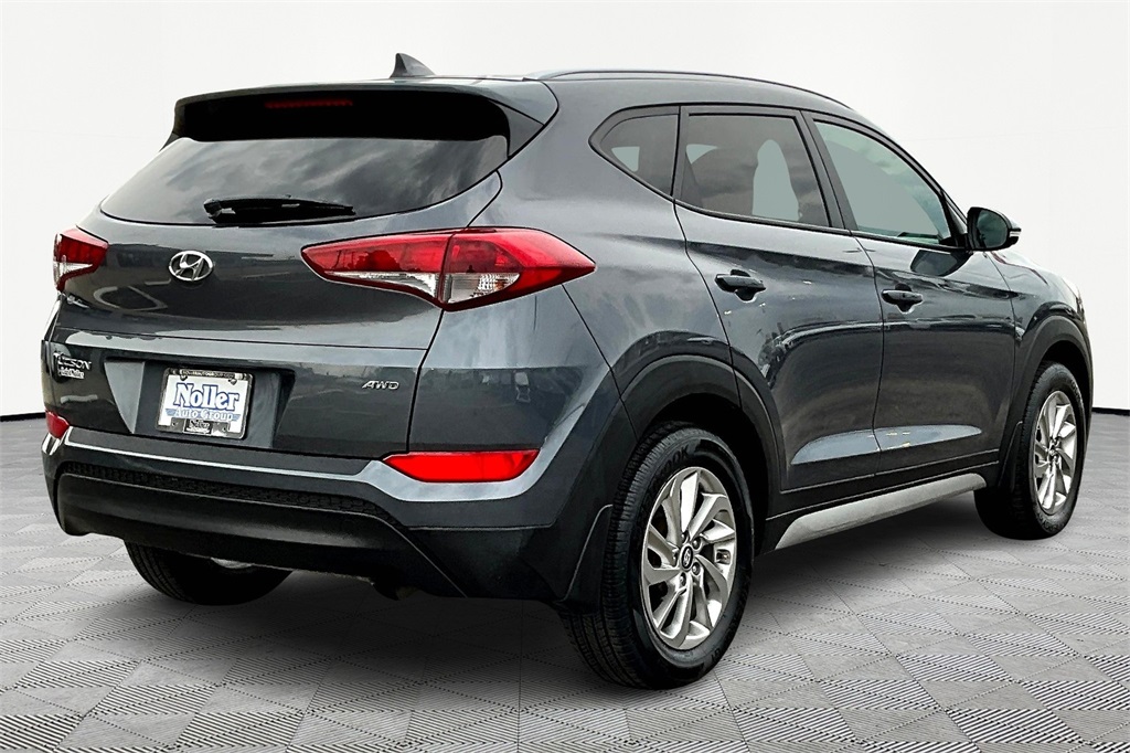 Used 2017 Hyundai Tucson SE Plus with VIN KM8J3CA47HU435192 for sale in Kansas City