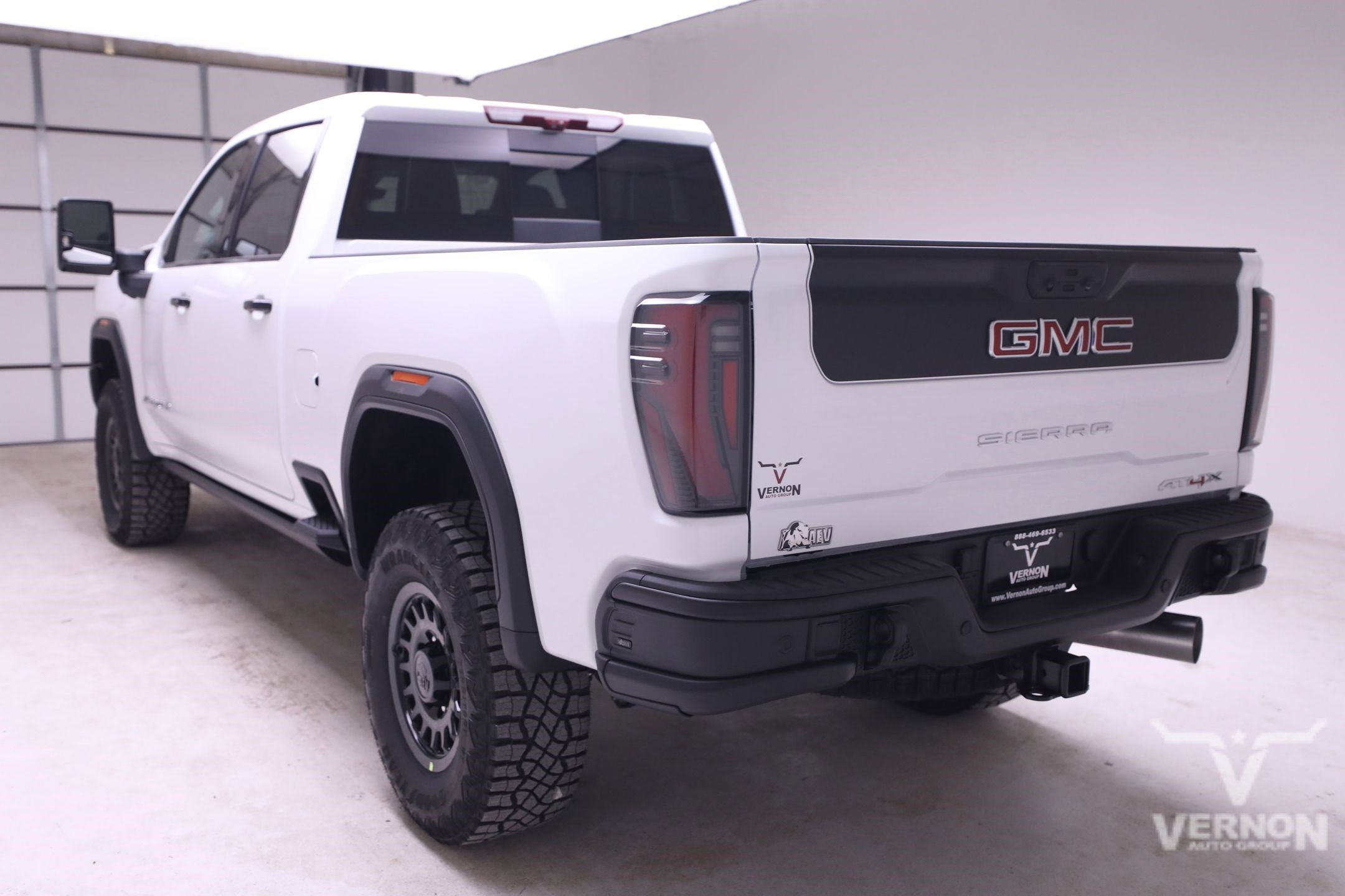 2025 Gmc Sierra 2500 HD AT4X photo 2