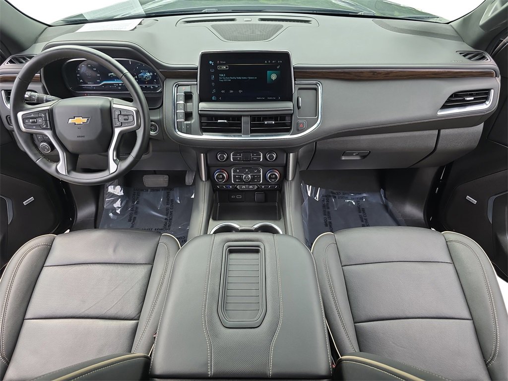 2024 Chevrolet Suburban Premier photo 9