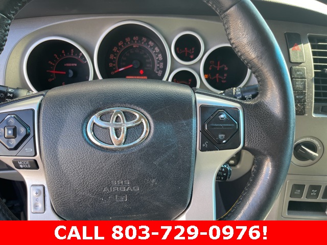2016 Toyota Sequoia SR5 photo 16