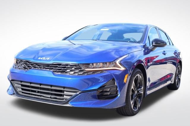 2023 Kia K5 GT-Line photo 4