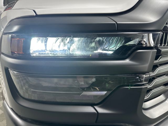 2026 Ram 2500 Tradesman photo 4