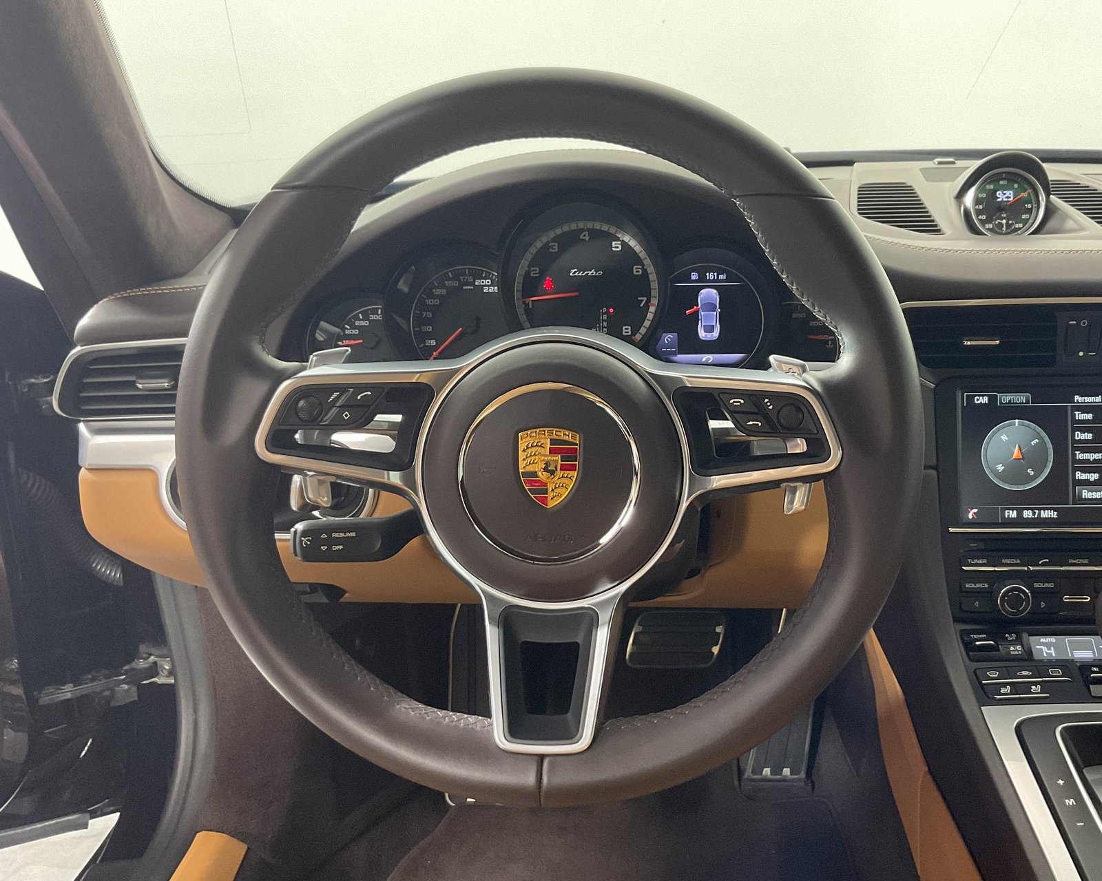 2015 Porsche 911 Turbo photo 16