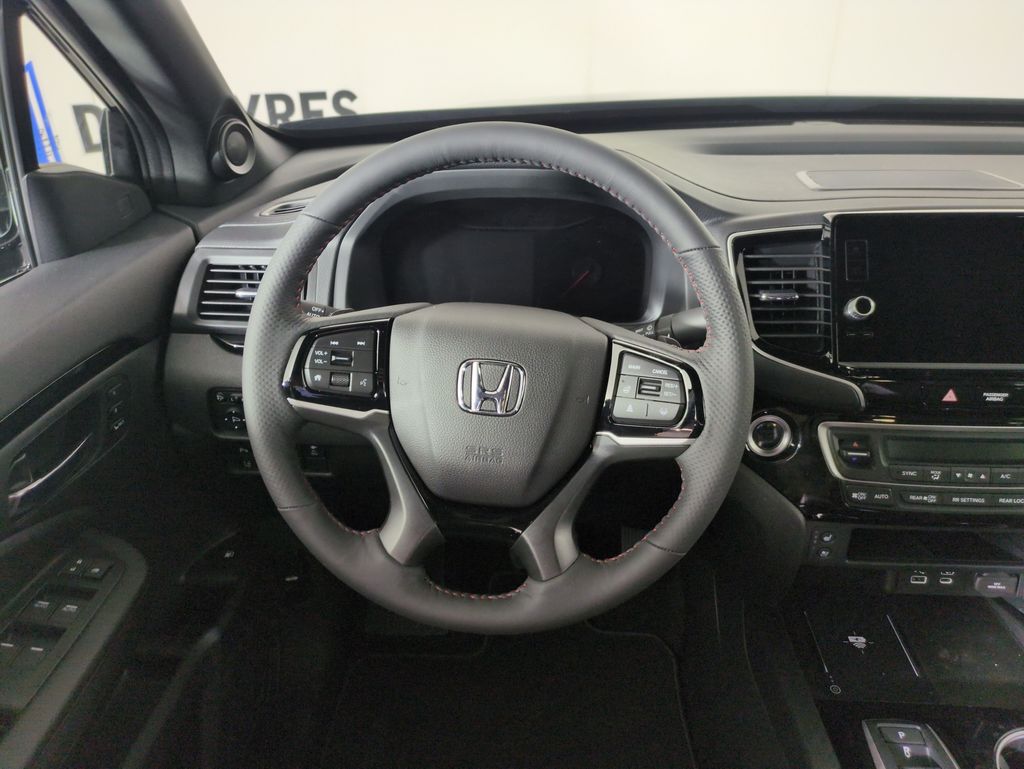 2025 Honda Ridgeline Black Edition photo 9