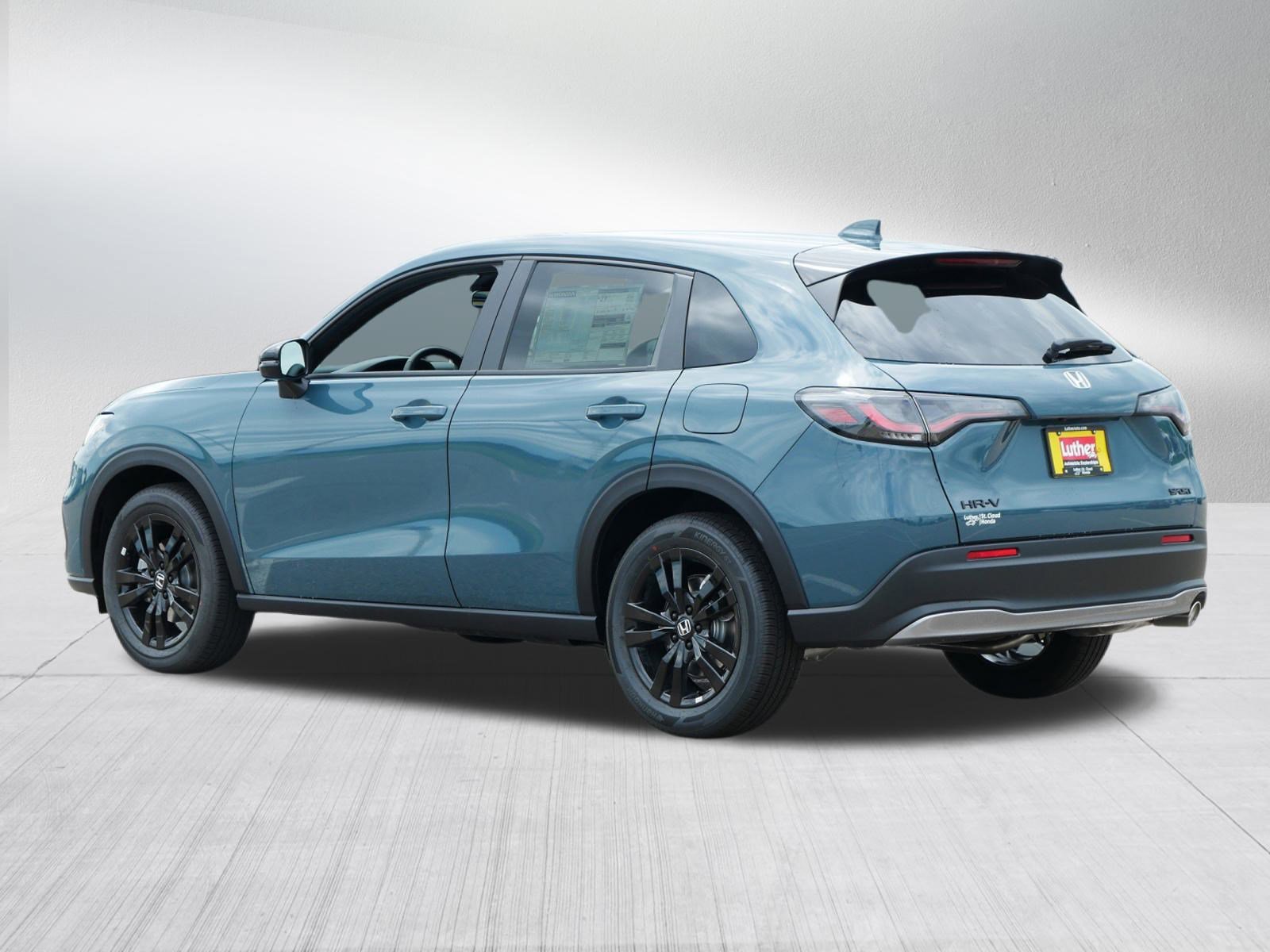 2026 Honda HR-V Sport photo 3