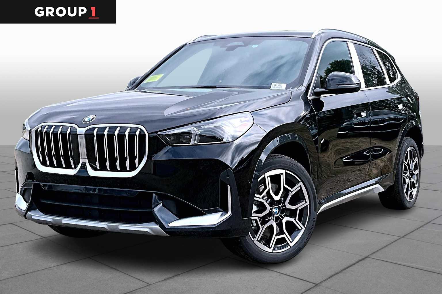 2026 BMW X1 28i's photo