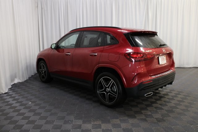 2025 Mercedes Benz GLA 250 4MATIC photo 3