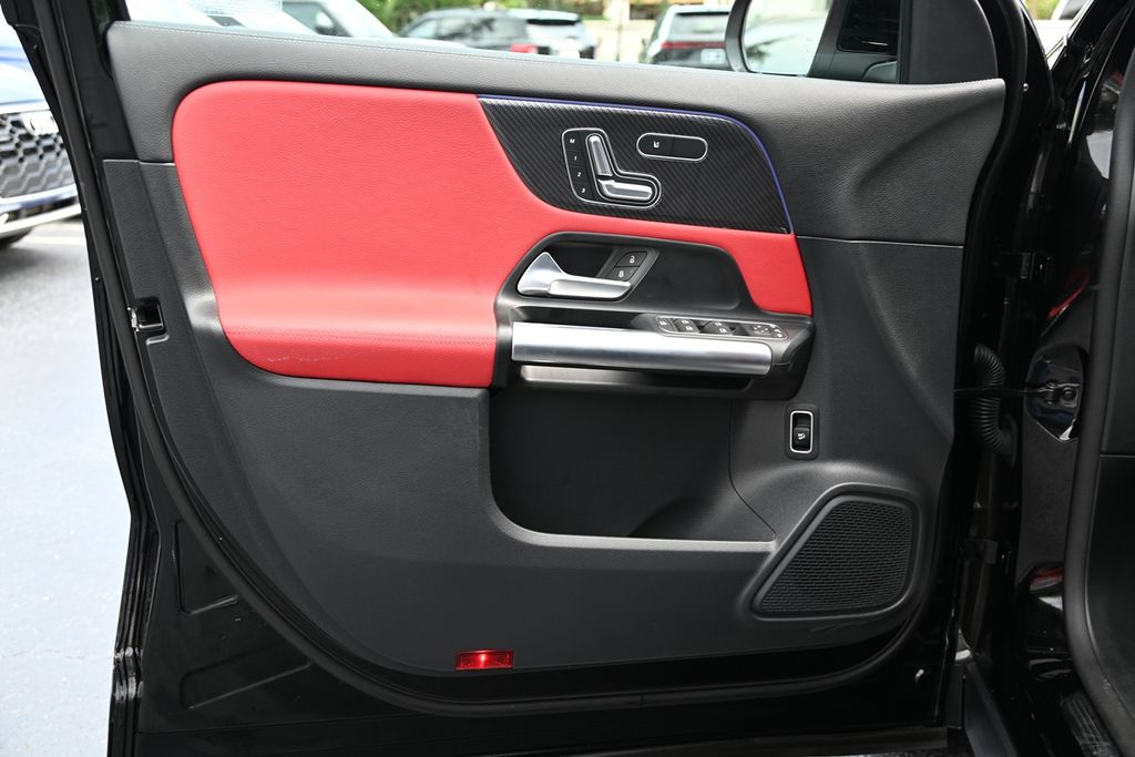 2023 Mercedes Benz GLA 250 photo 17