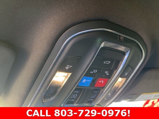 2023 Jeep Grand Cherokee Altitude photo 28