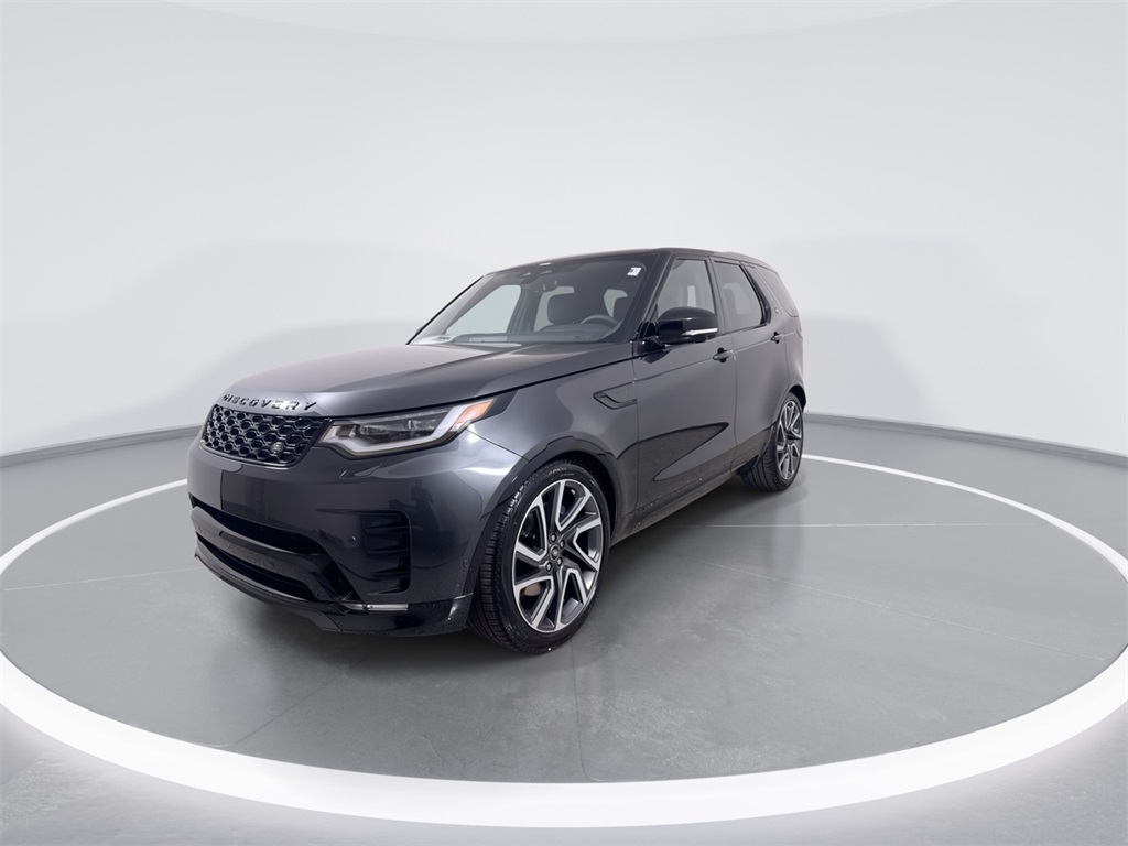 2025 Land Rover Discovery SE photo 3