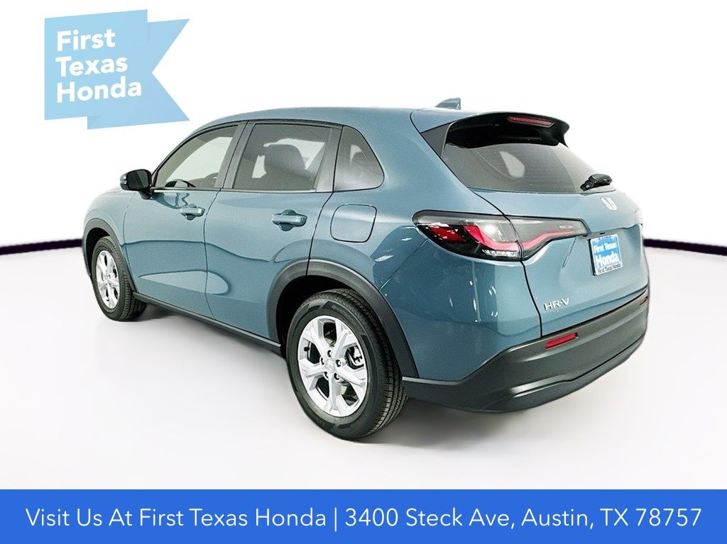 2025 Honda HR-V LX photo 3