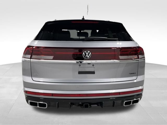 2026 Volkswagen Atlas Cross Sport SEL Premium R-Line photo 2