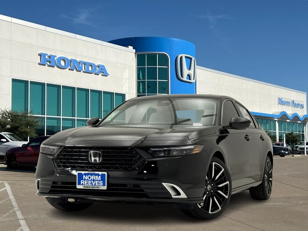 2025 Honda Accord Hybrid Touring's photo