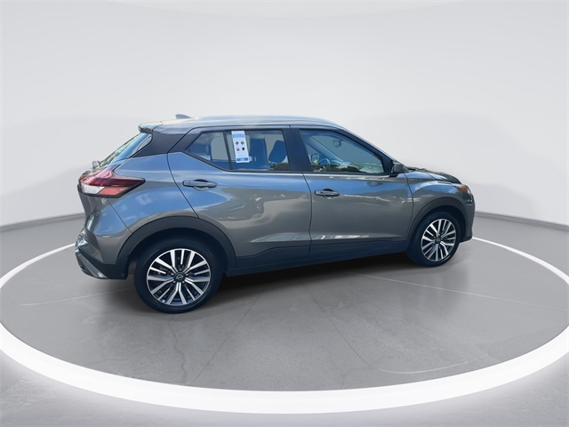 2024 Nissan Kicks SV photo 8