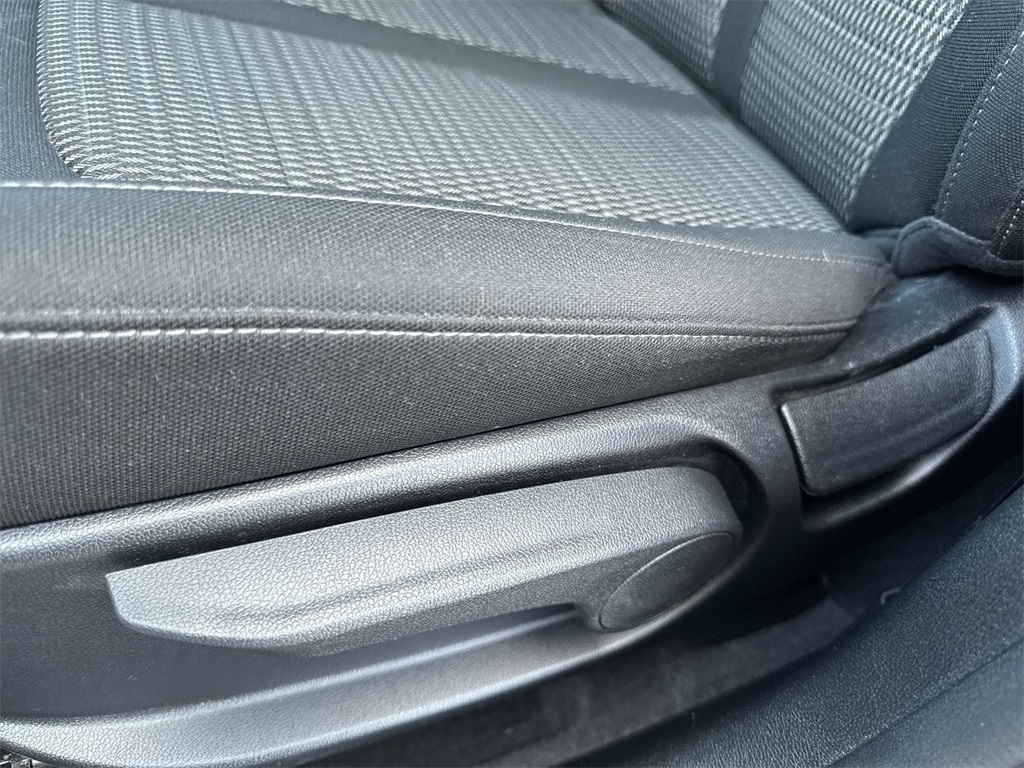 2025 Kia Sorento LX photo 17