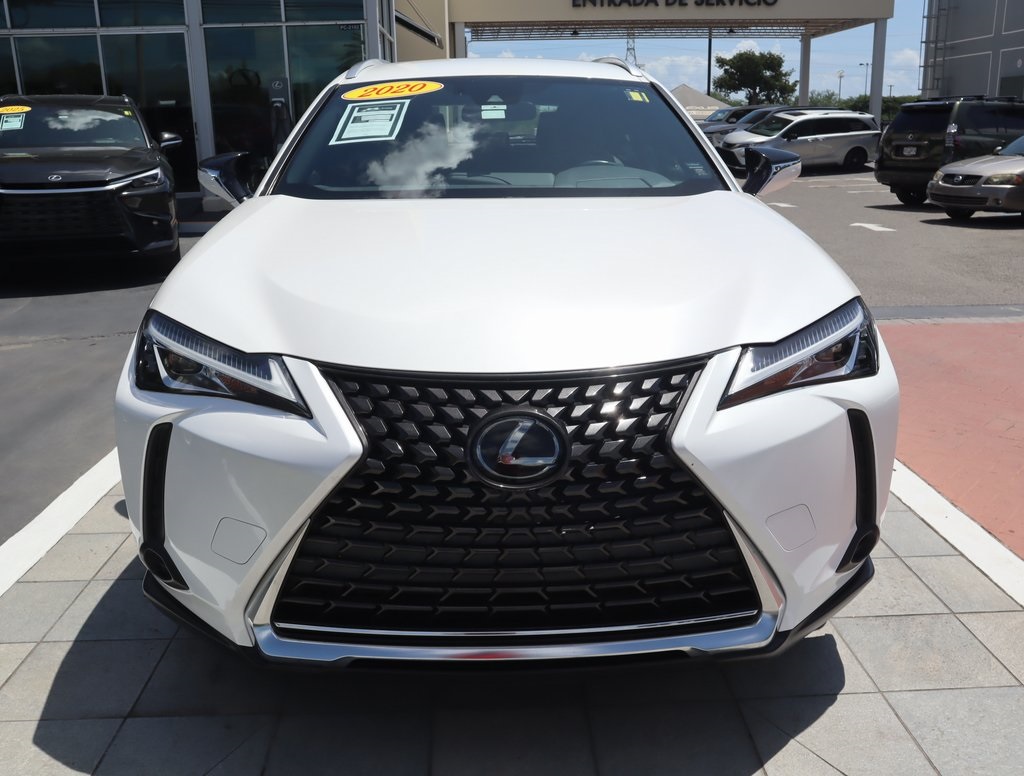 2020 Lexus UX 200 photo 2