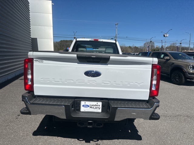2025 Ford F-250 XL photo 4