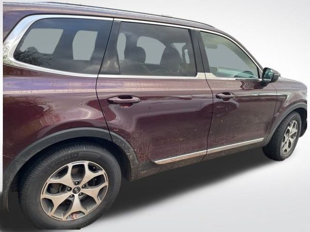 2020 Kia Telluride EX photo 3